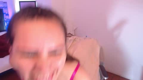 Snapshot of camila_delarosa chatting on September 23, 2025, 4:32 pm camila online show from September 23, 2025, 4:32 pm