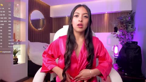 Snapshot of camila_dupont chatting on December 22, 2024, 8:47 pm Camila online show from December 22, 2024, 8:47 pm