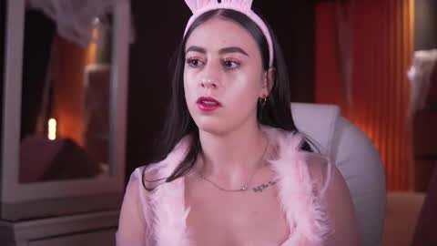 camila_martinez9 online show from October 31, 2025, 11:44 am