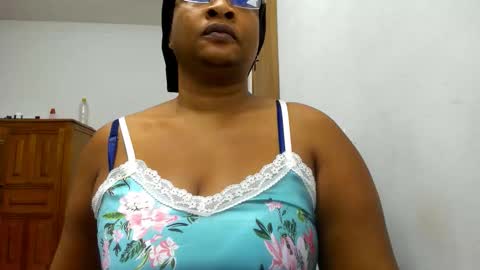 Snapshot of camila_sandoval_01 chatting on November 5, 2025, 10:26 am Camila online show from November 5, 2025, 10:26 am