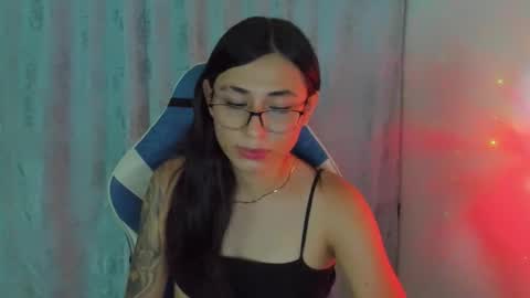 Camila online show from December 13, 2025, 8:36 pm