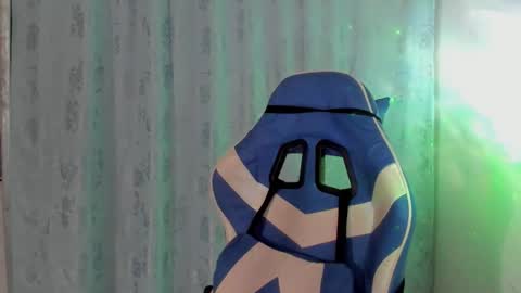 Camila online show from December 14, 2025, 2:00 pm