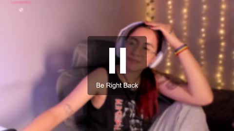 CAMILAA LEE  online show from November 8, 2025, 4:12 am