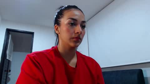 Camila online show from November 15, 2025, 1:25 am