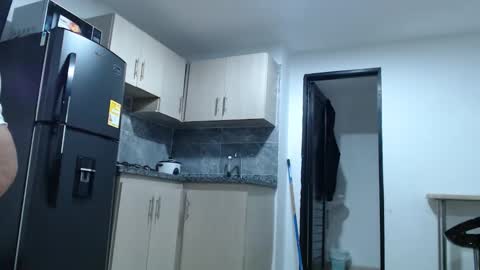 Camila online show from November 16, 2025, 3:23 am