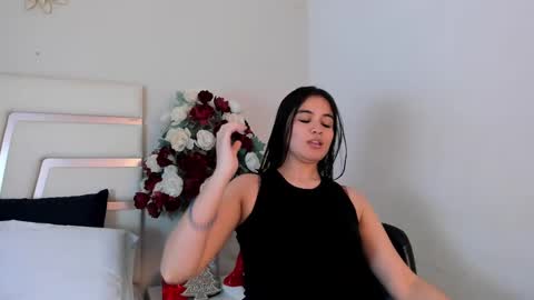 Snapshot of camilasofiia chatting on January 4, 2025, 2:14 am Camila online show from January 4, 2025, 2:14 am