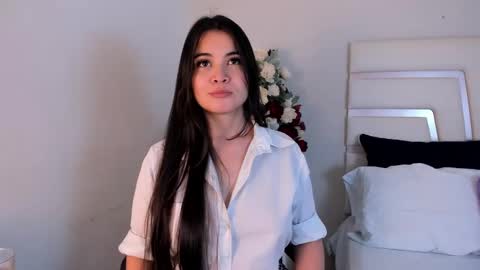 Snapshot of camilasofiia chatting on January 18, 2025, 7:58 pm Camila online show from January 18, 2025, 7:58 pm