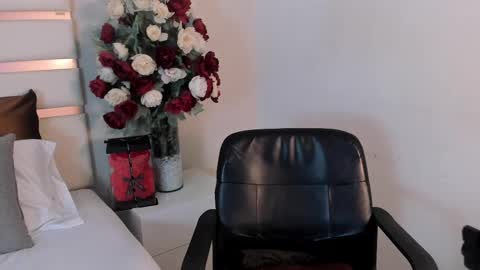 Snapshot of camilasofiia chatting on March 11, 2025, 2:10 am Camila online show from March 11, 2025, 2:10 am