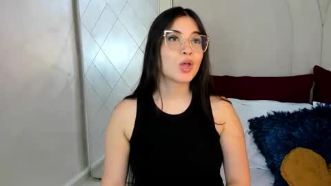 Snapshot of camilasofiia chatting on September 10, 2025, 8:31 pm Camila online show from September 10, 2025, 8:31 pm