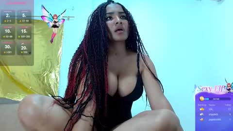 Camila online show from February 24, 2025, 6:15 pm