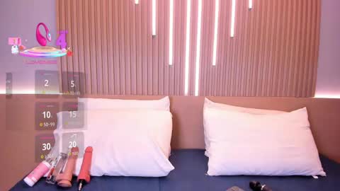 Snapshot of camile_cute chatting on October 13, 2025, 8:53 pm camile_cute online show from October 13, 2025, 8:53 pm