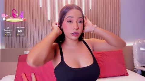 Snapshot of camile_cute chatting on November 25, 2025, 8:20 pm camile_cute online show from November 25, 2025, 8:20 pm