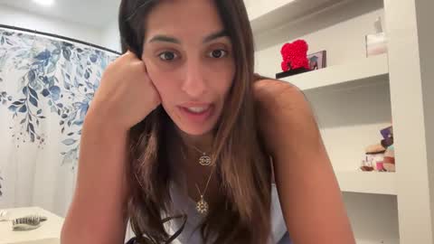 Snapshot of camiliakxoxo chatting on December 14, 2024, 1:16 pm camiliakxoxo online show from December 14, 2024, 1:16 pm