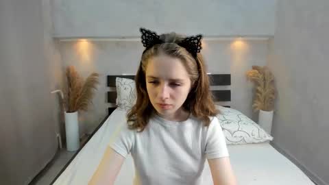 Snapshot of camilla_kelly chatting on October 13, 2025, 1:05 am Camilla online show from October 13, 2025, 1:05 am