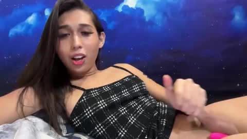 Snapshot of camillaslutttx chatting on November 21, 2025, 3:22 pm camillaaa ig mszane3e online show from November 21, 2025, 3:22 pm