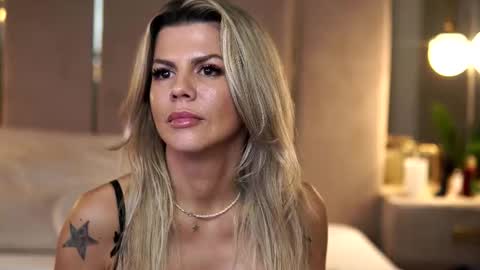 Camy online show from November 22, 2025, 10:58 am