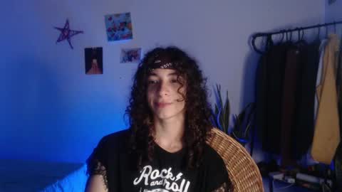 Snapshot of camille_delrey chatting on January 27, 2025, 1:48 am Camille online show from January 27, 2025, 1:48 am