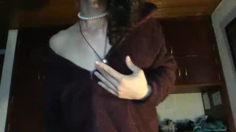 Snapshot of camille_delrey chatting on February 17, 2025, 7:42 pm Camille online show from February 17, 2025, 7:42 pm