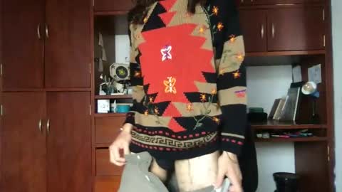 Snapshot of camille_delrey chatting on February 19, 2025, 4:00 pm Camille online show from February 19, 2025, 4:00 pm