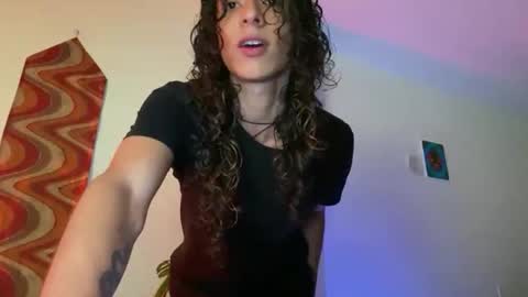 Snapshot of camille_delrey chatting on September 15, 2025, 12:32 am Camille online show from September 15, 2025, 12:32 am