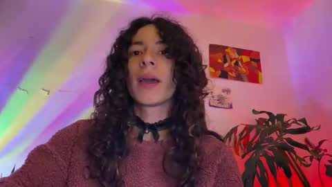 Snapshot of camille_delrey chatting on October 23, 2025, 12:32 am Camille online show from October 23, 2025, 12:32 am