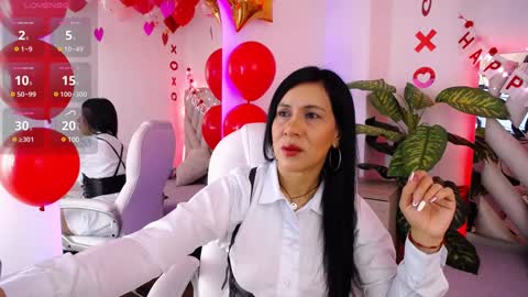 Snapshot of camille_halls chatting on February 6, 2025, 10:26 am Camille online show from February 6, 2025, 10:26 am