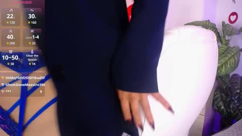 Snapshot of camille_halls chatting on February 11, 2025, 1:30 pm Camille online show from February 11, 2025, 1:30 pm