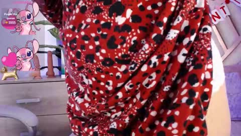 Snapshot of camille_halls chatting on March 1, 2025, 1:29 pm Camille online show from March 1, 2025, 1:29 pm