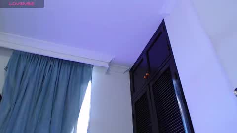 camilo_contre21 online show from December 8, 2024, 9:08 pm