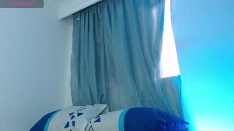 camilo_contre21 online show from January 9, 2025, 8:11 pm