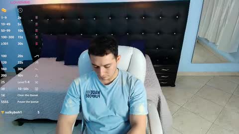 Snapshot of camilo_stark chatting on December 17, 2024, 8:10 pm Camilo online show from December 17, 2024, 8:10 pm