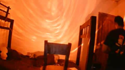 Camilowhite  online show from November 17, 2025, 7:08 pm