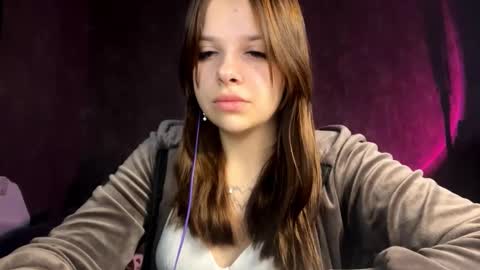 Snapshot of cammyalquicira chatting on September 26, 2025, 2:21 pm Vicky online show from September 26, 2025, 2:21 pm