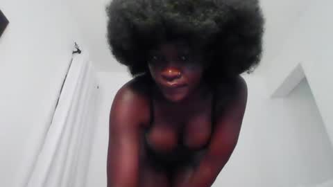 Snapshot of canah2003 chatting on October 11, 2025, 6:45 am Canah online show from October 11, 2025, 6:45 am