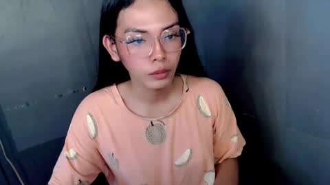 Snapshot of candi_blows chatting on December 15, 2025, 5:55 am Candi online show from December 15, 2025, 5:55 am