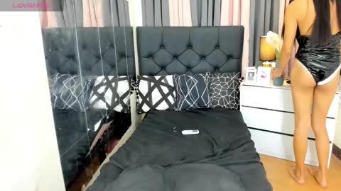 CandiceWilson online show from December 27, 2024, 6:31 pm