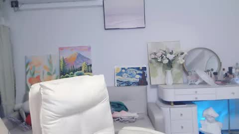 candy8998 online show from November 3, 2025, 10:49 am