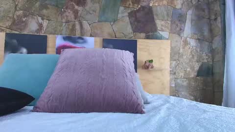 Jolie online show from September 30, 2025, 6:57 pm