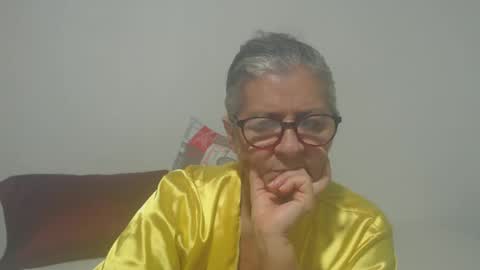 Snapshot of candy_mature_ chatting on January 6, 2025, 12:48 am candy online show from January 6, 2025, 12:48 am