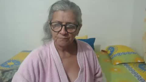 Snapshot of candy_mature_ chatting on January 19, 2025, 11:10 pm candy online show from January 19, 2025, 11:10 pm