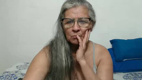 candy online show from November 6, 2025, 12:44 am