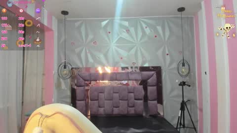 Snapshot of candy_morgan412 chatting on November 9, 2025, 11:08 am Ania online show from November 9, 2025, 11:08 am