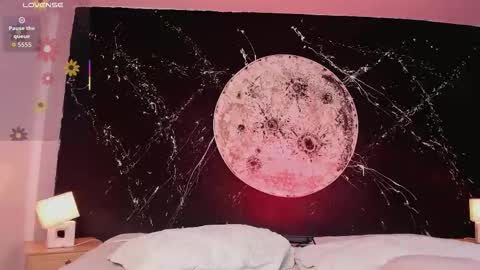  and MarilynHot online show from September 21, 2025, 8:43 pm