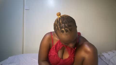 Snapshot of candycurly_ chatting on November 25, 2025, 2:39 pm candycurly_ online show from November 25, 2025, 2:39 pm