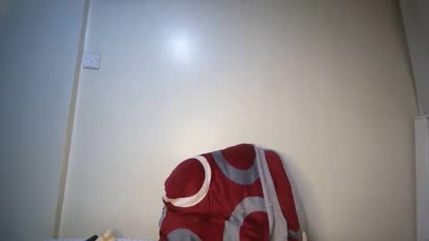 Snapshot of candycurly_ chatting on November 27, 2025, 3:30 am candycurly_ online show from November 27, 2025, 3:30 am