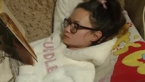 say meow and send tip  online show from January 16, 2025, 10:34 pm