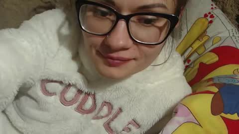 say meow and send tip  online show from February 18, 2025, 11:52 pm