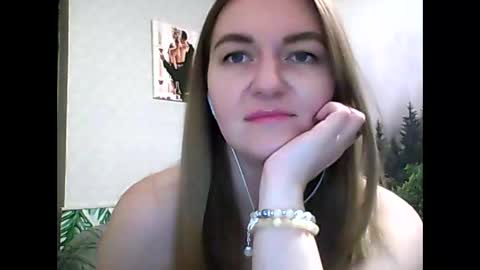 Daisy online show from March 5, 2025, 9:26 pm