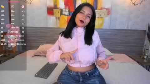 Snapshot of candys_victoria chatting on February 26, 2025, 3:21 am Candys Victoria online show from February 26, 2025, 3:21 am