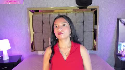 Candys Victoria online show from November 19, 2025, 2:44 am